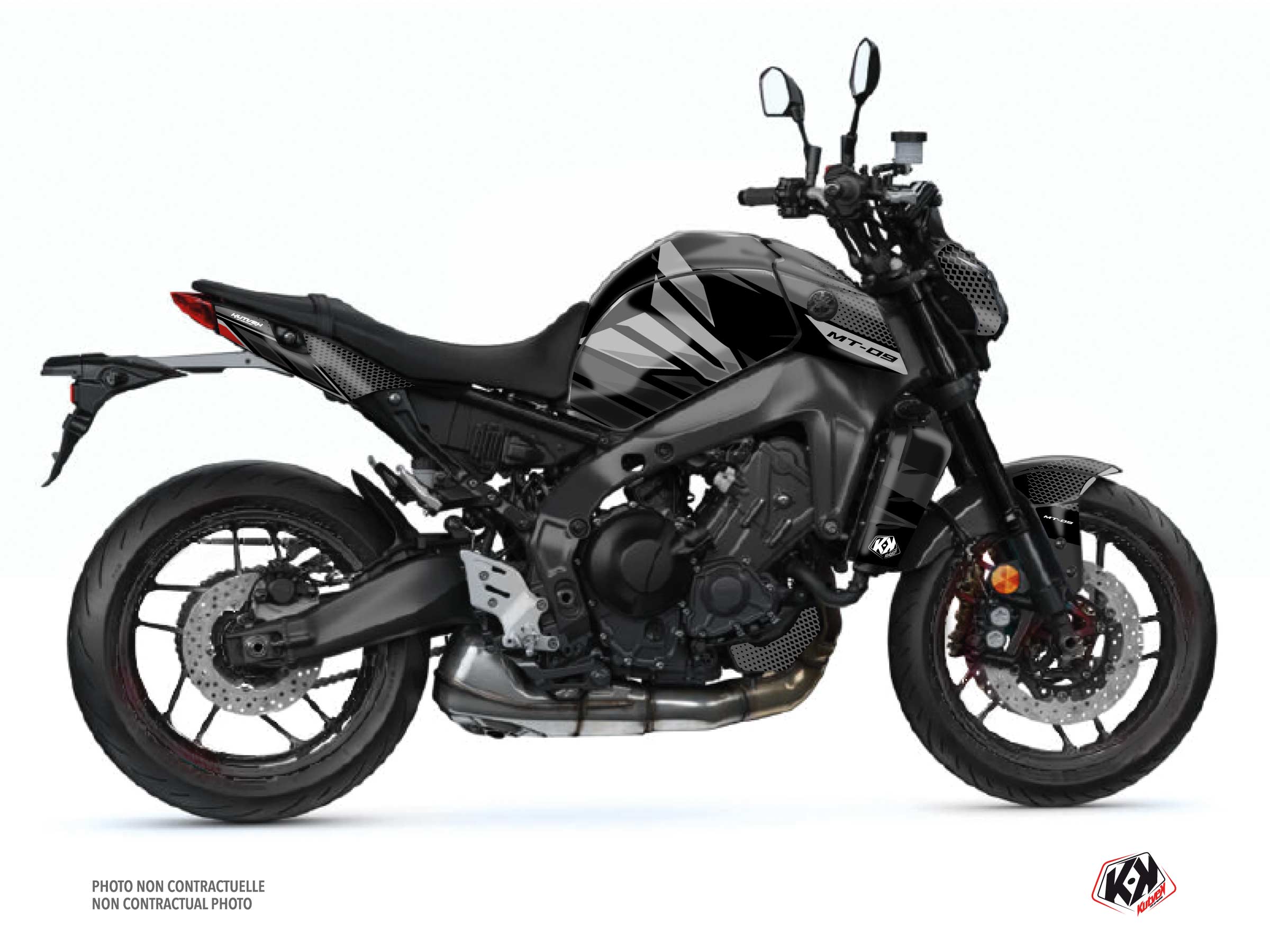 Yamaha MT 09 Street Bike Mantis Graphic Kit Black